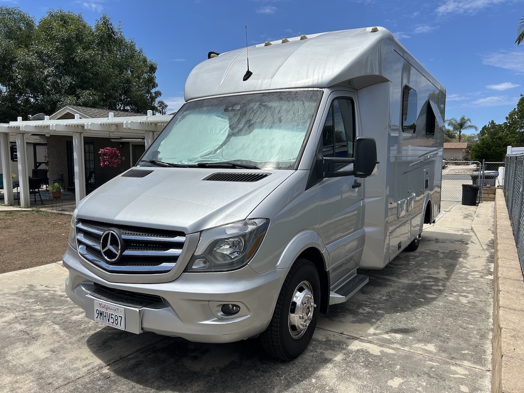 2018 Mercedes Motorhome 2018 Mercedes Motorhome